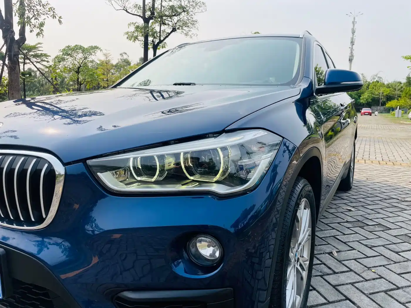 BMW X1