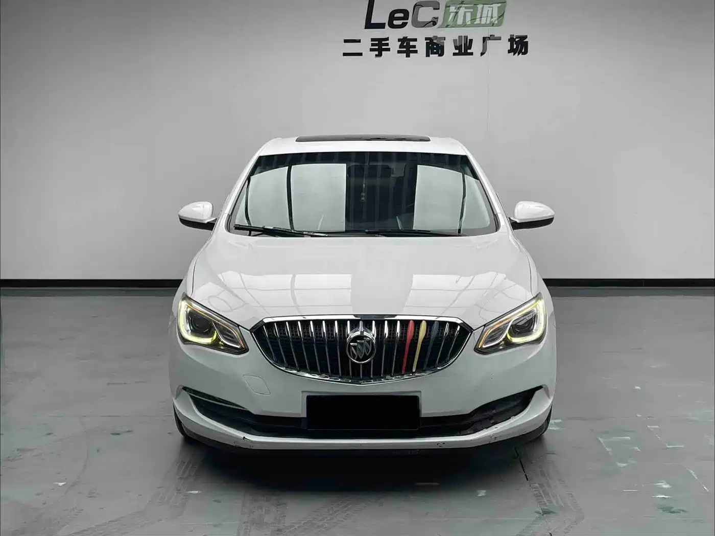 Buick Excelle 2016 15N Automatic Elite фото 2