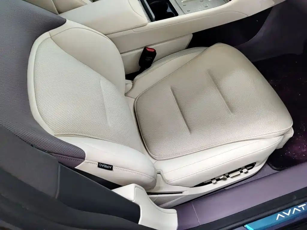 Avatr 12 2024 2023 Model 700 Triple Laser RWD Luxury Edition