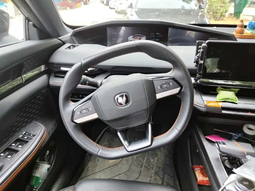 Changan UNI-V iDD 2023 2023 Smart Electric iDD 1.5T 113km Smart Cool Type