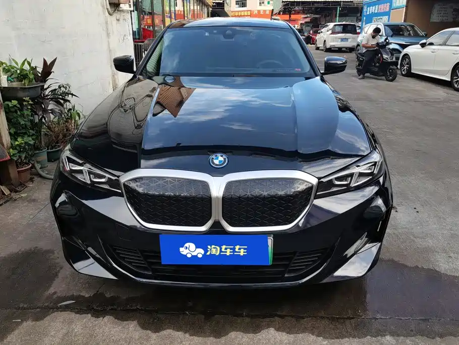 BMW i3 2025 2025 eDrive 35 L
