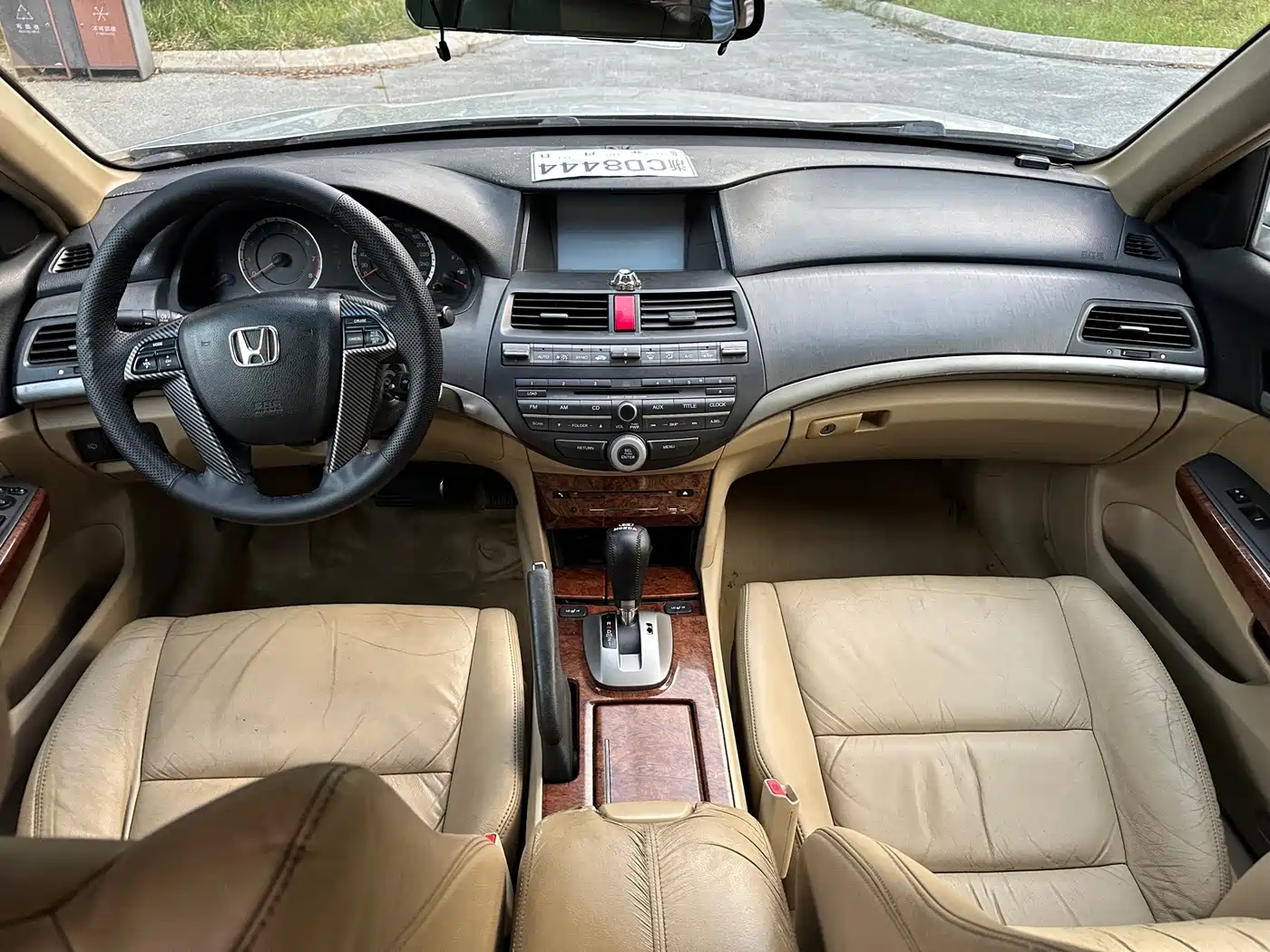Фото 8 - Honda Accord