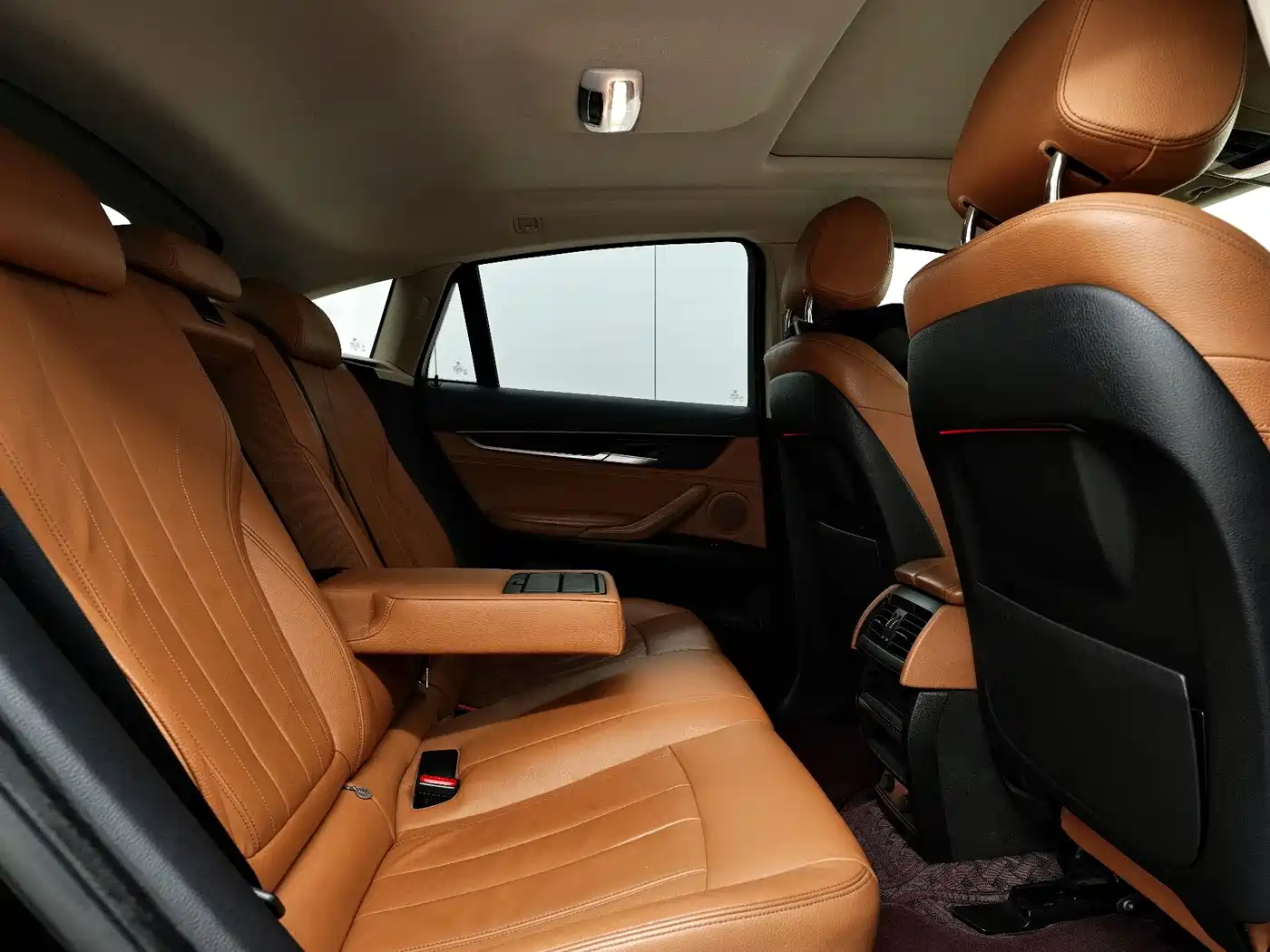 BMW X6 2017 xDrive28i фото 11