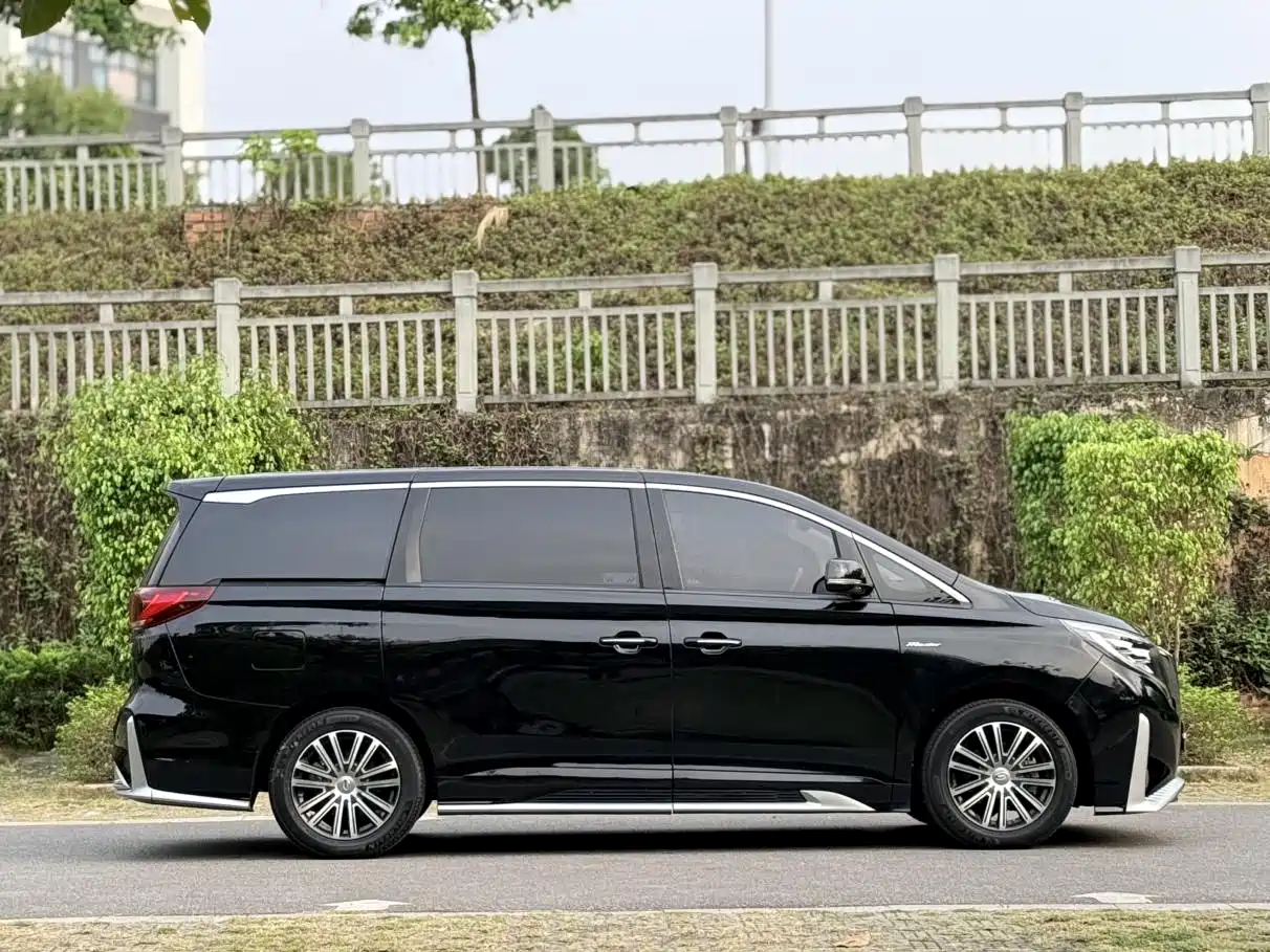 GAC TRUMPCHI M8
