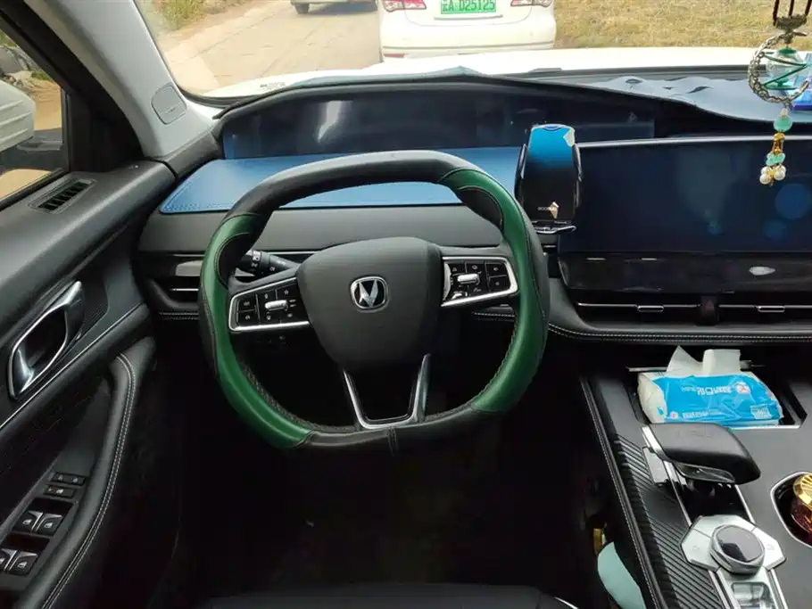 CHANGAN UNI-K