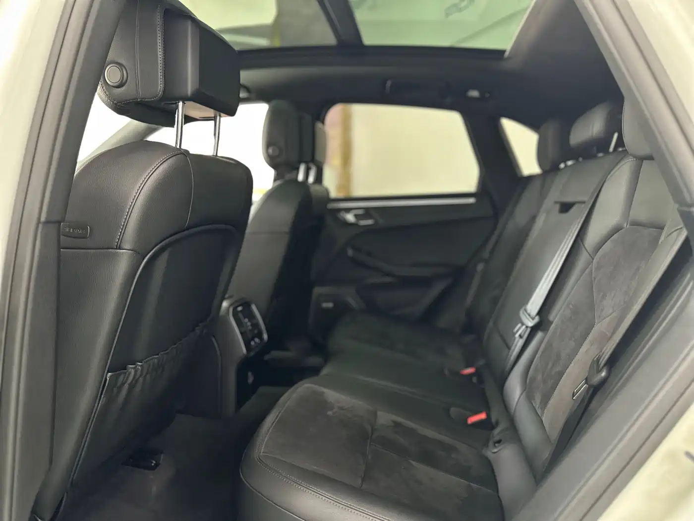 Porsche Macan 2018 Macan 2.0T фото 11