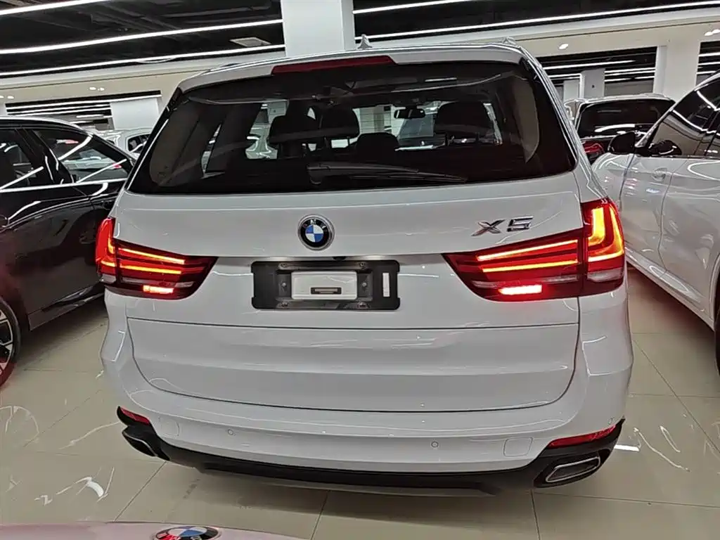 BMW X5 (Import) 2015 xDrive28i фото 6
