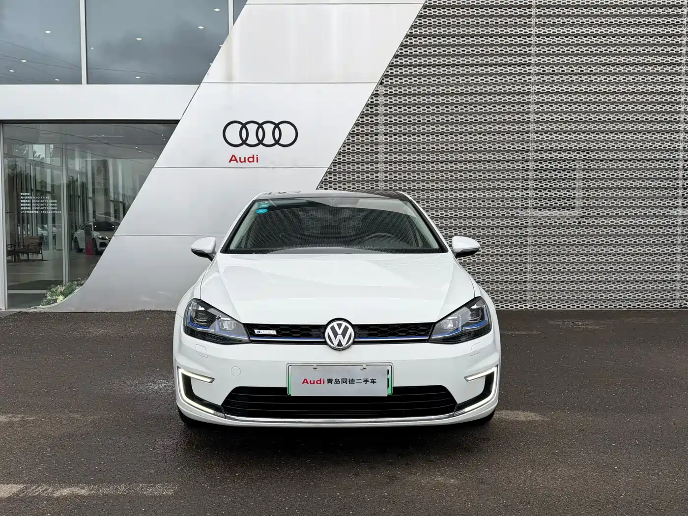 Volkswagen Golf Electric 2020 Chi фото 2