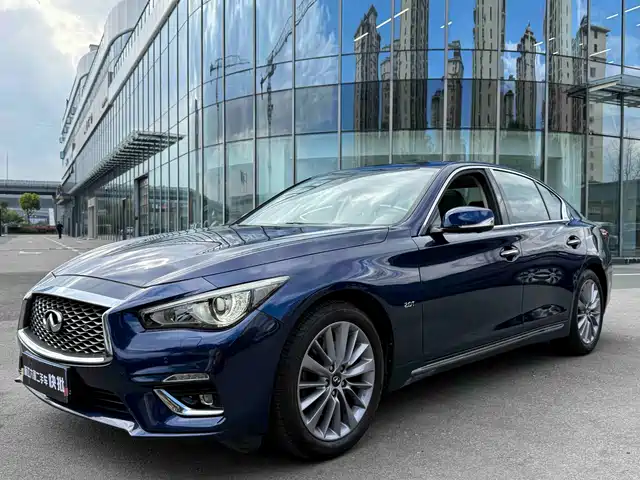 INFINITI Q50L