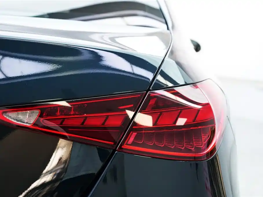 Mercedes-Benz C-Class 2022 C 200 L Sport Version фото 16