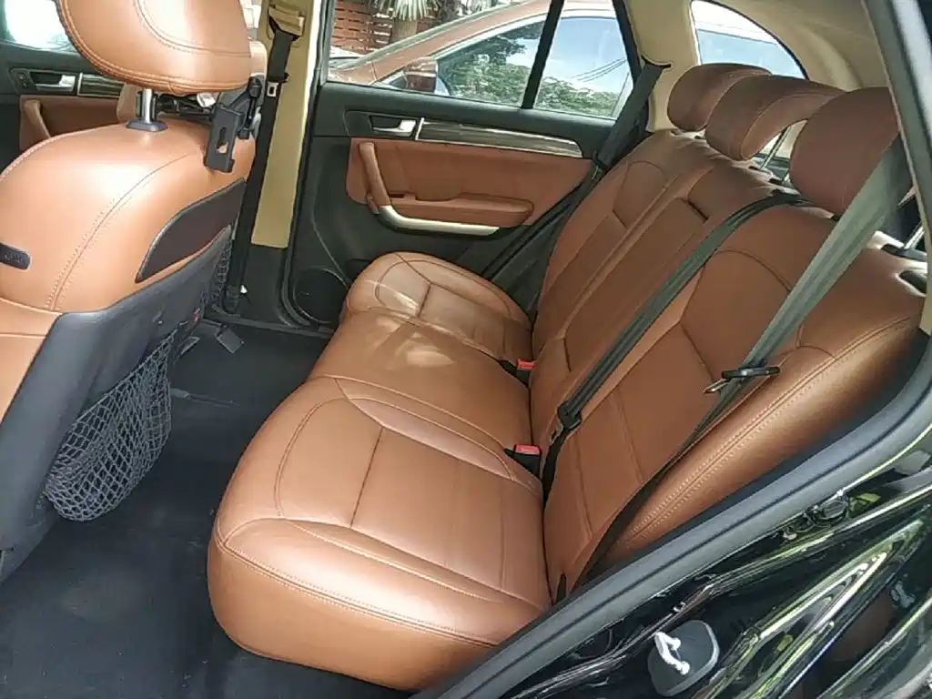 Haval H8 2015 2015 2.0T 2WD Luxury