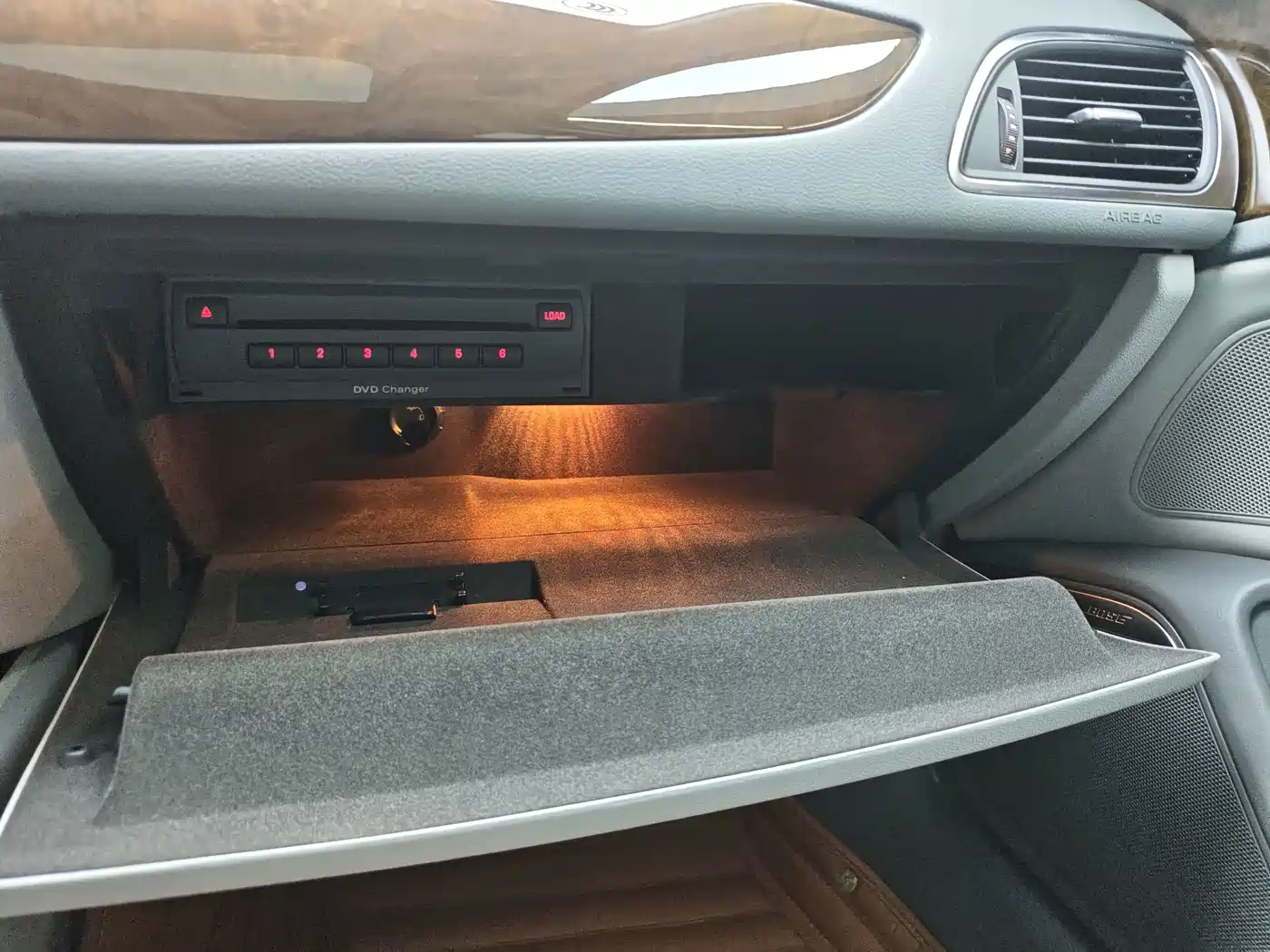 Photo 16 - Audi A6L