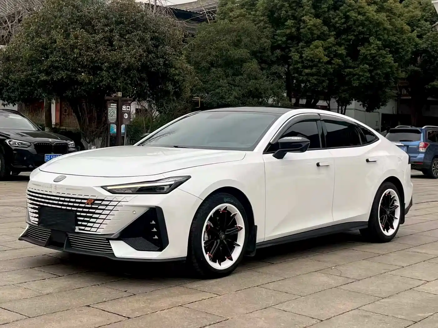 CHANGAN UNI-V