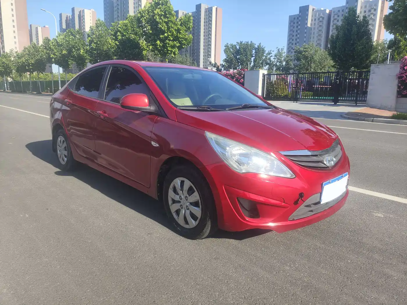 Hyundai Verna 2010 Sedan 1.4L Automatic Comfort GS фото 3