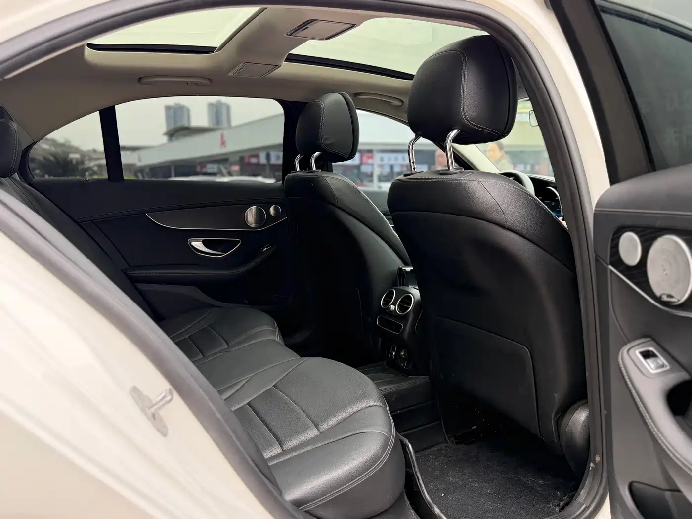 Mercedes-Benz C-Class 2021 C 260 L Sport Starry Exclusive Edition фото 7