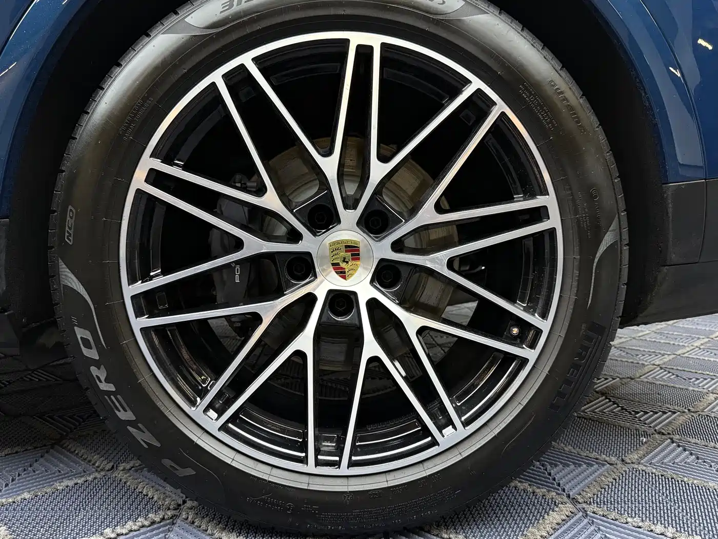 Porsche Cayenne 2024 Cayenne 3.0T фото 12