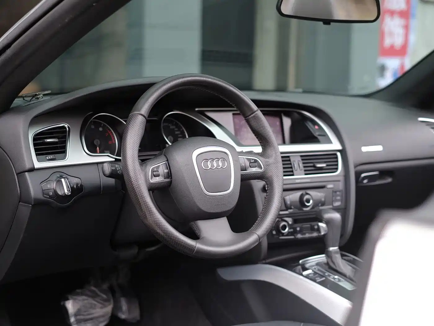 Audi A5 (Import) 2010 2.0TFSI Cabriolet фото 31