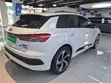 Photo 7 - Audi Q4 e-tron