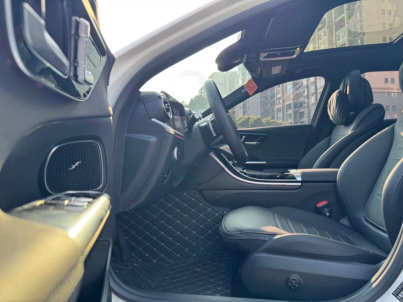 Mercedes-Benz C-Class 2025 C 260 L Sport Edition фото 11