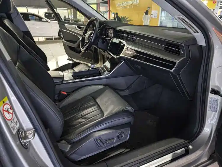 Audi A6L 2019 45 TFSI Premium Elegance фото 9