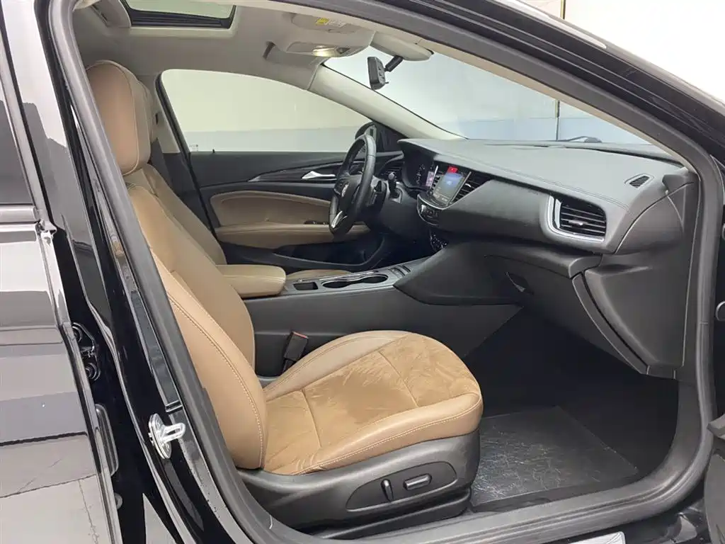 BUICK REGAL