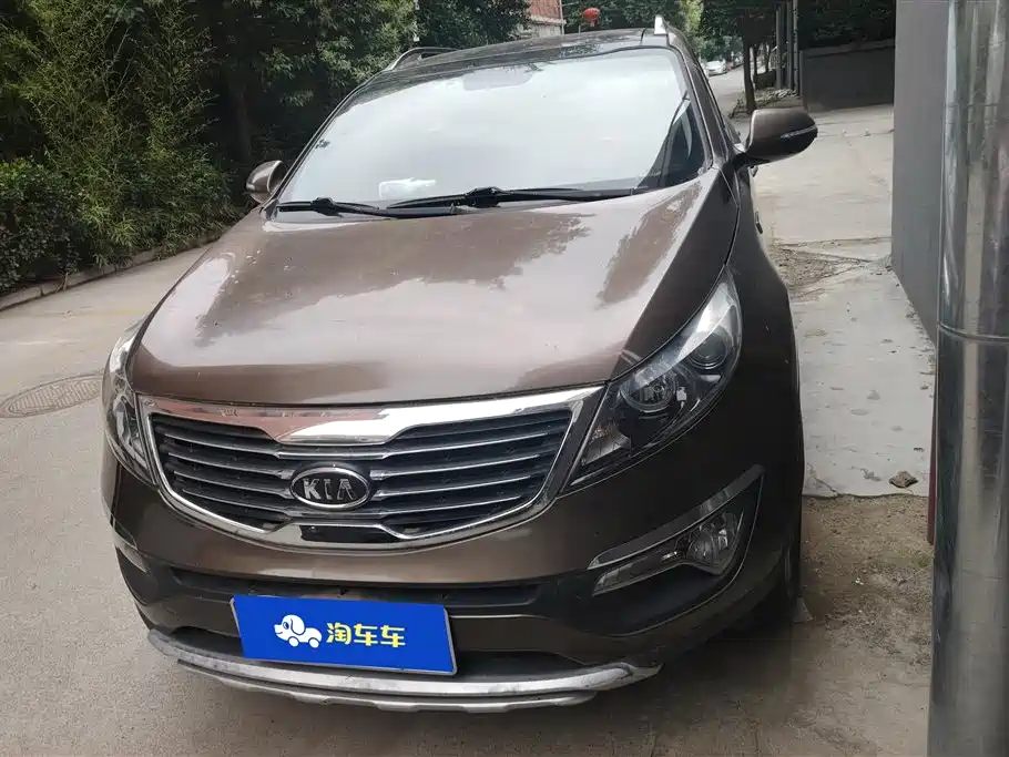 Kia Sportage 2012 2.0L Automatic 2WD NAVI Edition фото 2