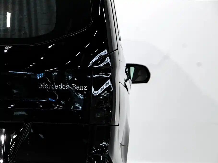 Mercedes-Benz Vito 2024 2.0T Business 7-Seater фото 40