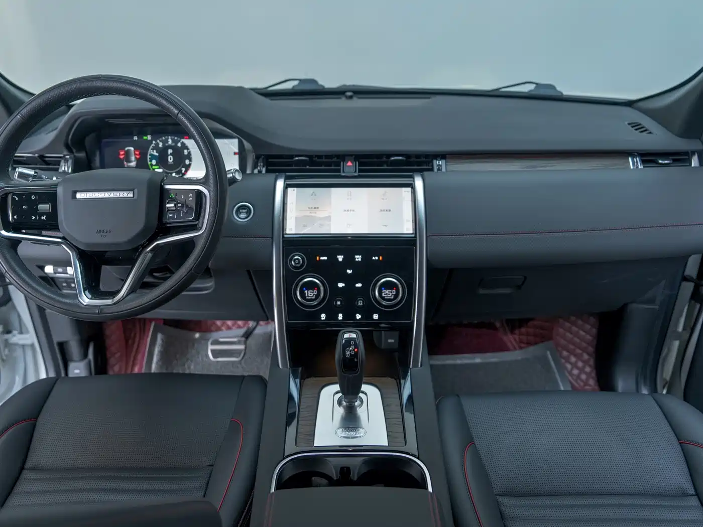 LAND ROVER DISCOVER NEW ENERGY SOURCES FOR SPORTS