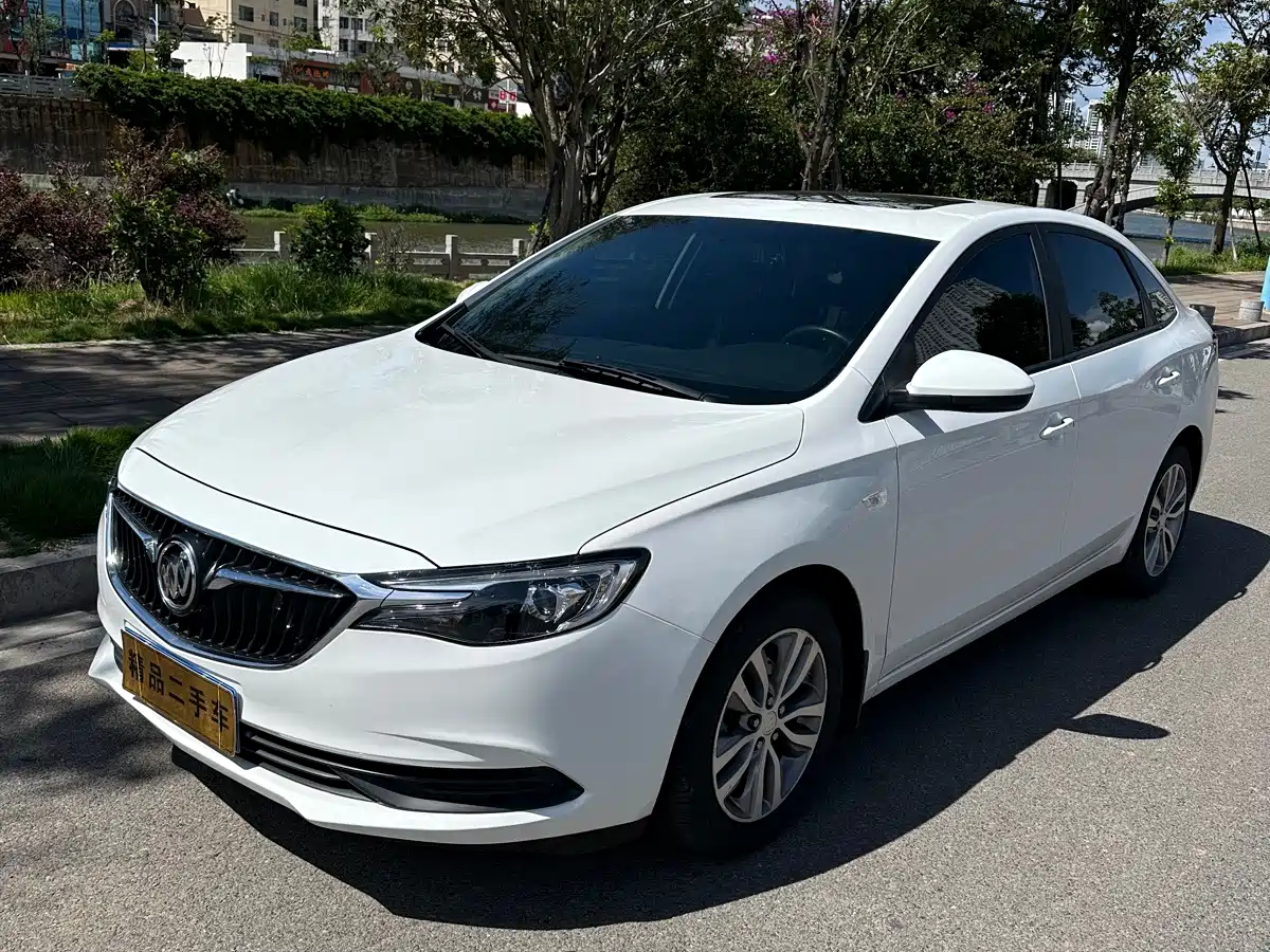 Photo 3 - Buick Excelle