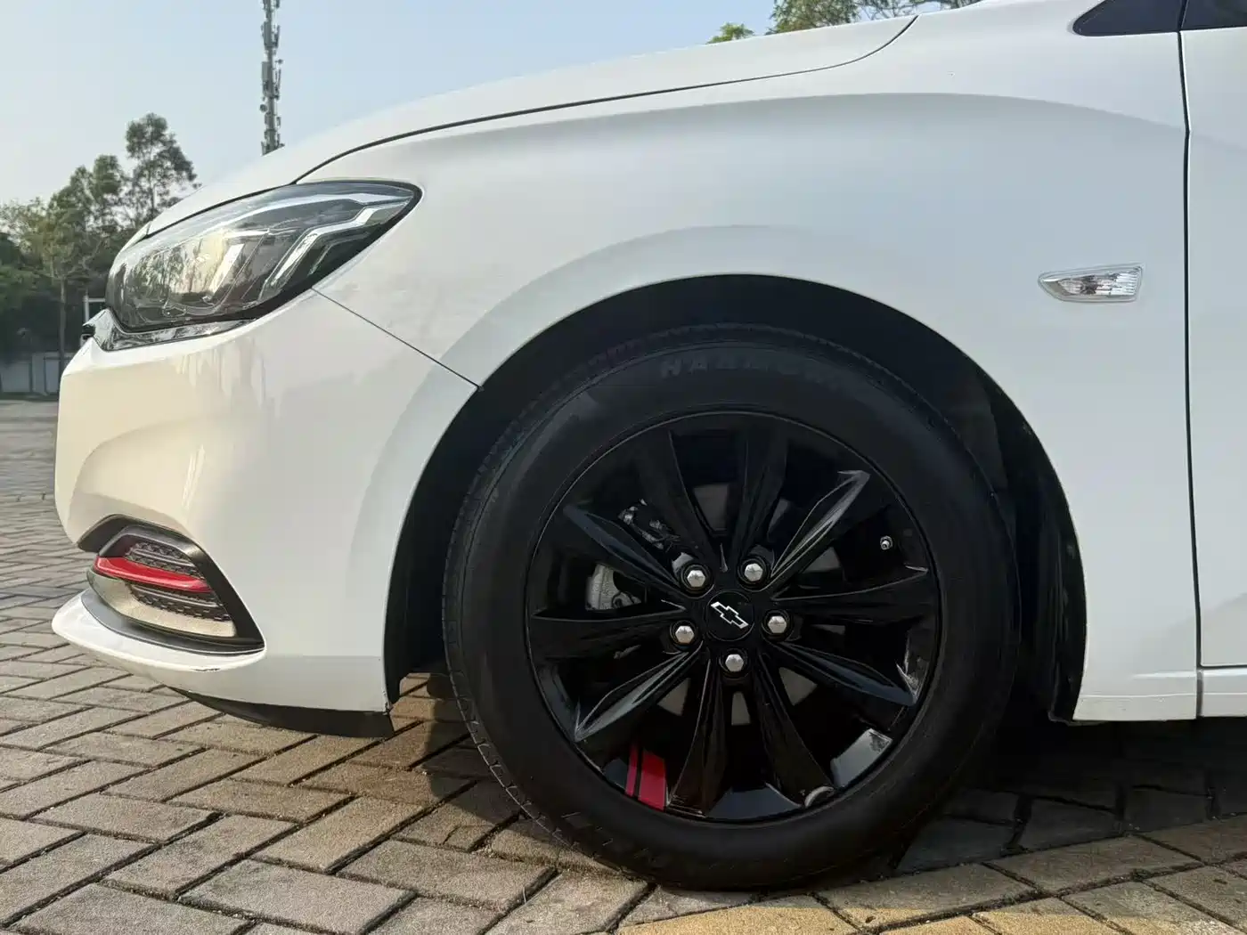 Chevrolet Monza 2020 Mild Hybrid Redline 320T Dual-Clutch Refreshing Edition фото 6