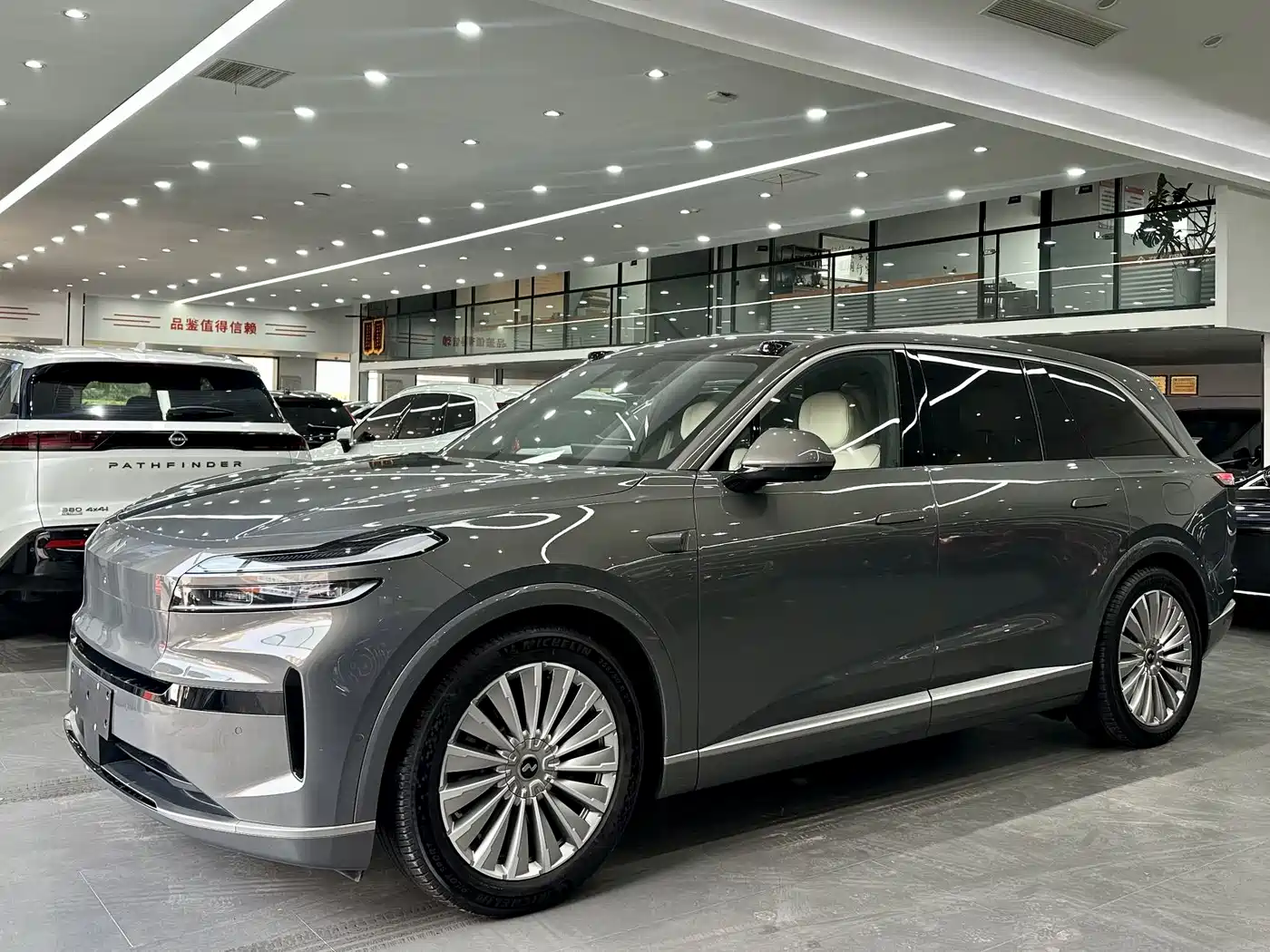 Ledao L90 2025 AWD Base Model