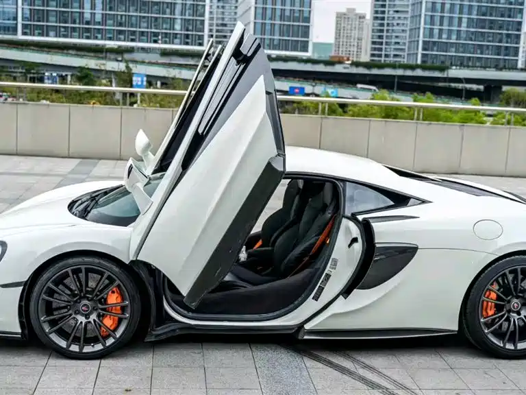 McLaren 570 2017 2015 570S 3.8T Coupe
