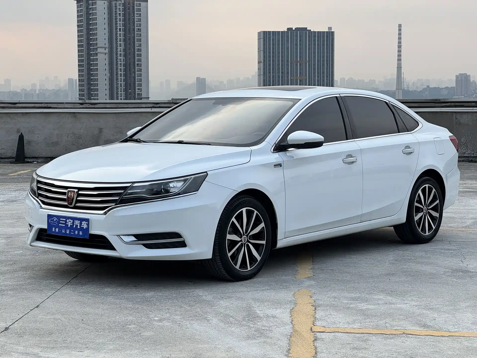 Фото 1 - Roewe i6