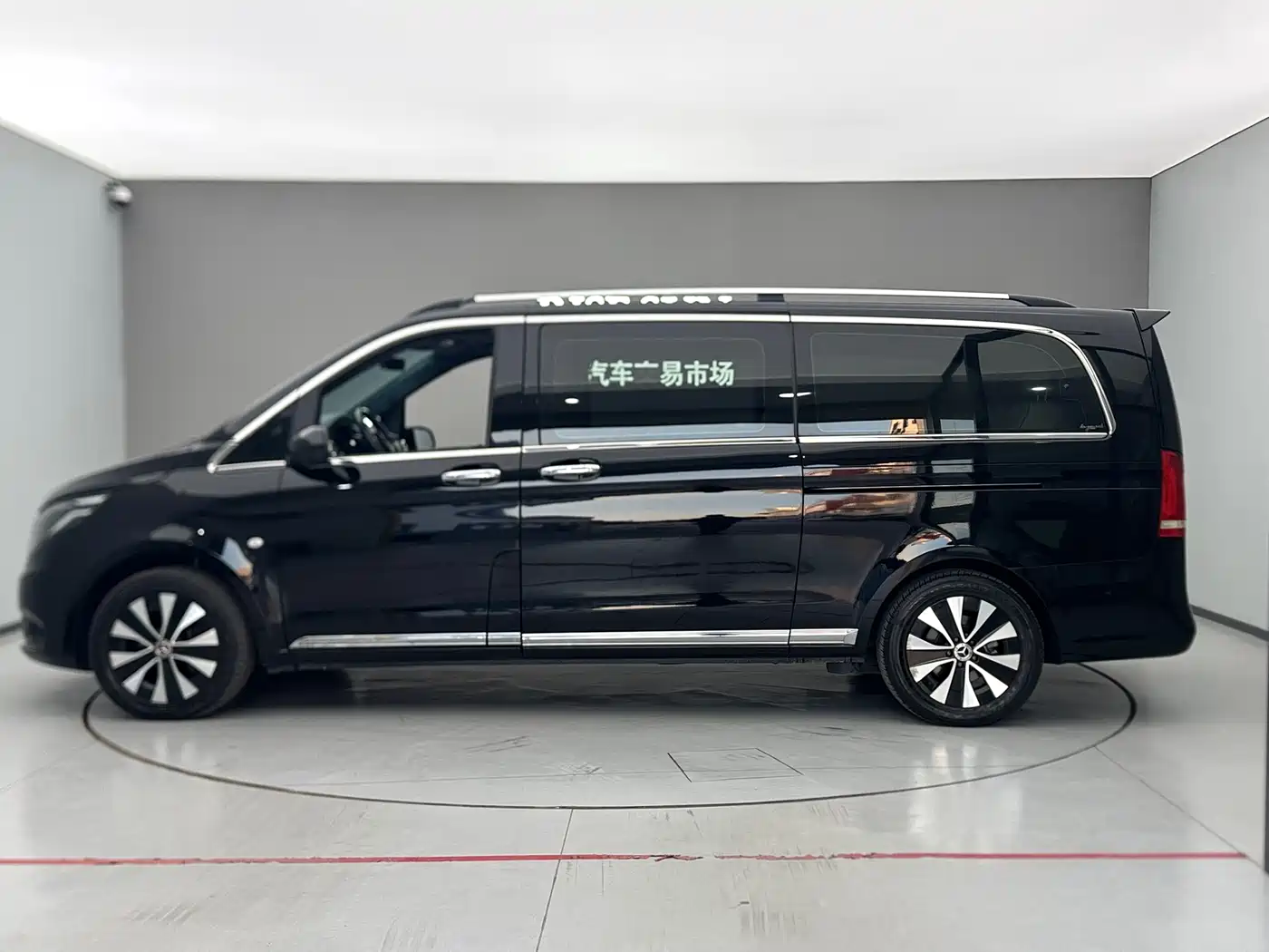 Mercedes-Benz Vito 2020 2.0T Business Edition (7-seater) фото 6