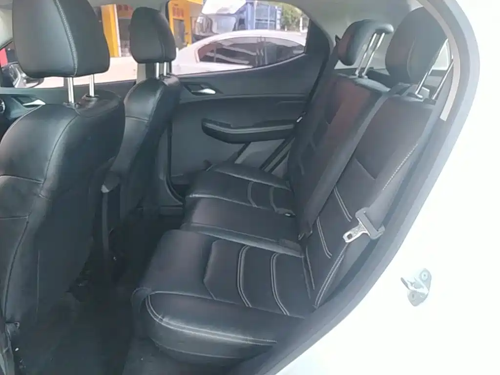 BYD Yuan New Energy 2020 2019 EV360 Smart Connect Edition