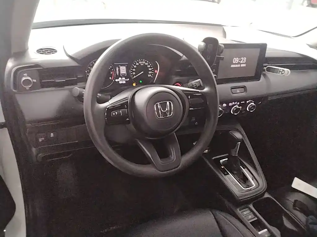 Photo 11 - Honda Vezel