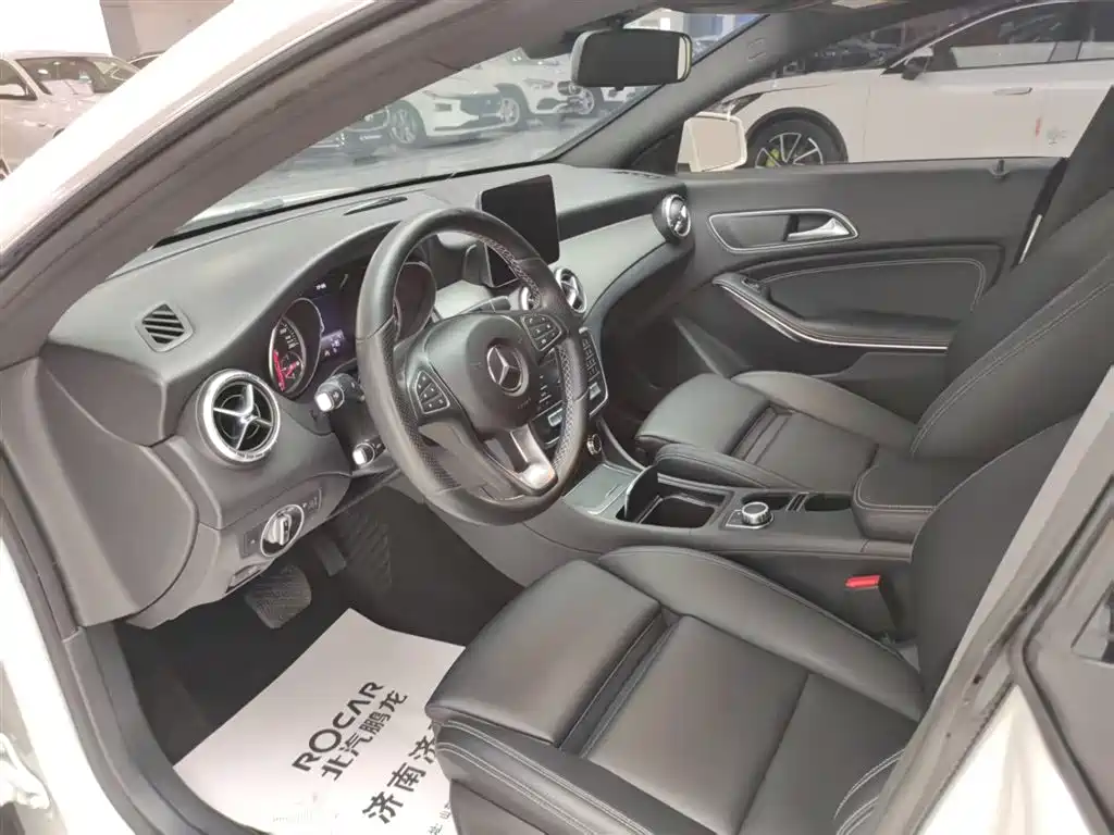 Mercedes-Benz CLA (Import) 2017 CLA 200 Dynamic фото 11