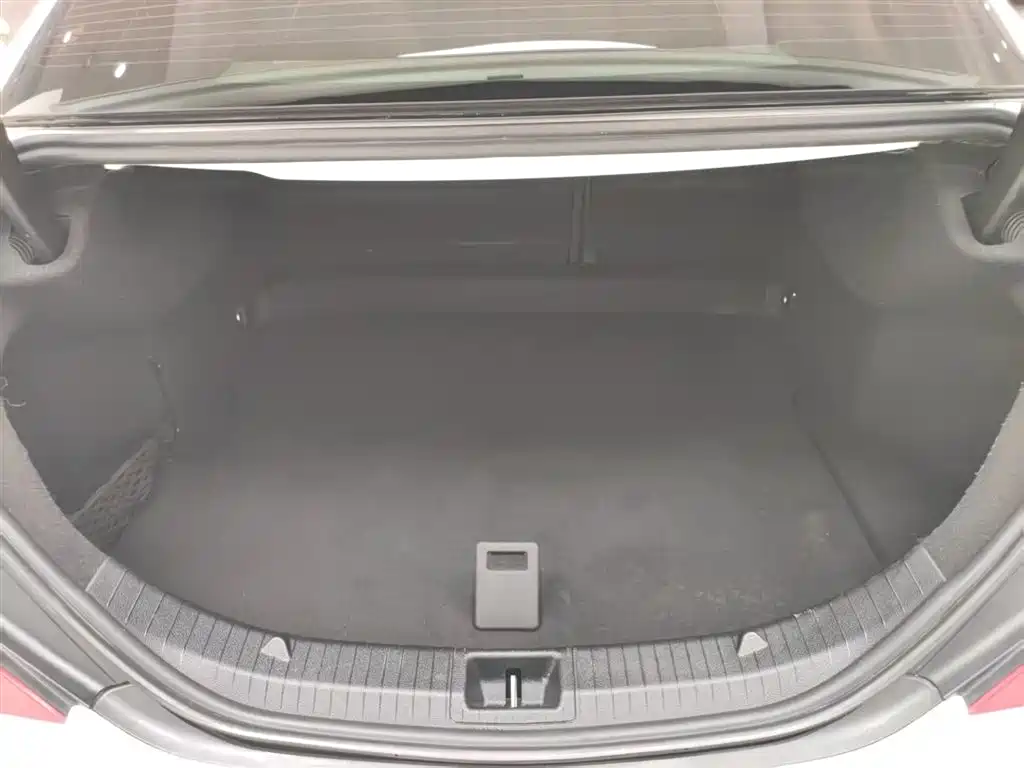 Mercedes-Benz CLA (Import) 2017 CLA 200 Dynamic фото 32