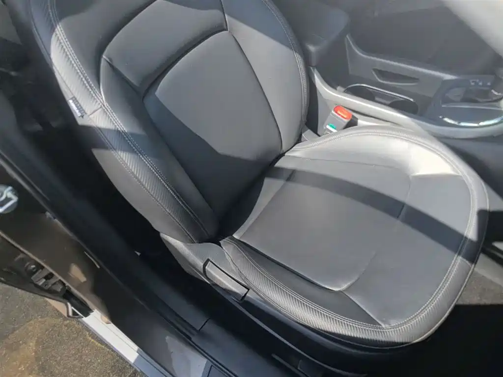 Kia Sportage 2016 2.0L Automatic 2WD GLS фото 25