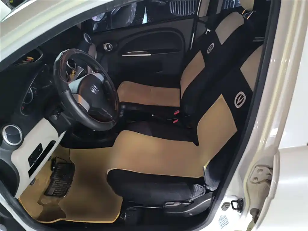 Changan BenBen MINI 2015 2012 1.0L Manual Fashion Edition (China V)