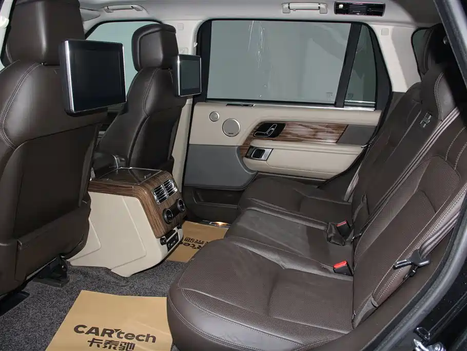 Land Rover Range Rover 2018 3.0 SC V6 Vogue Heritage Extended Edition фото 20