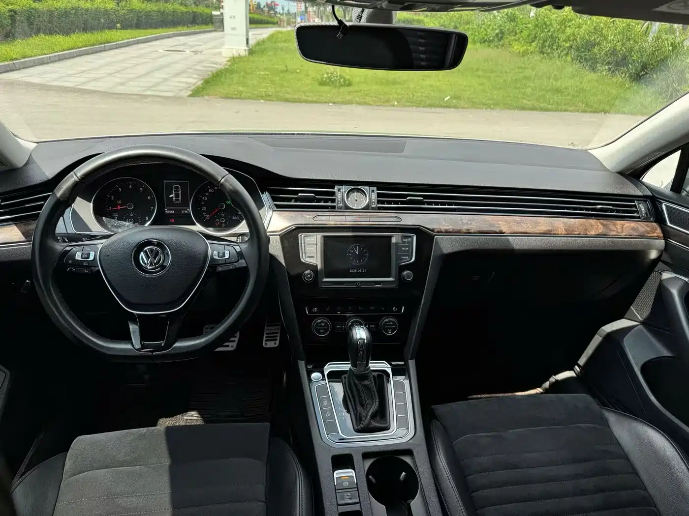 Volkswagen Magotan 2017 330TSI DSG Luxury фото 6