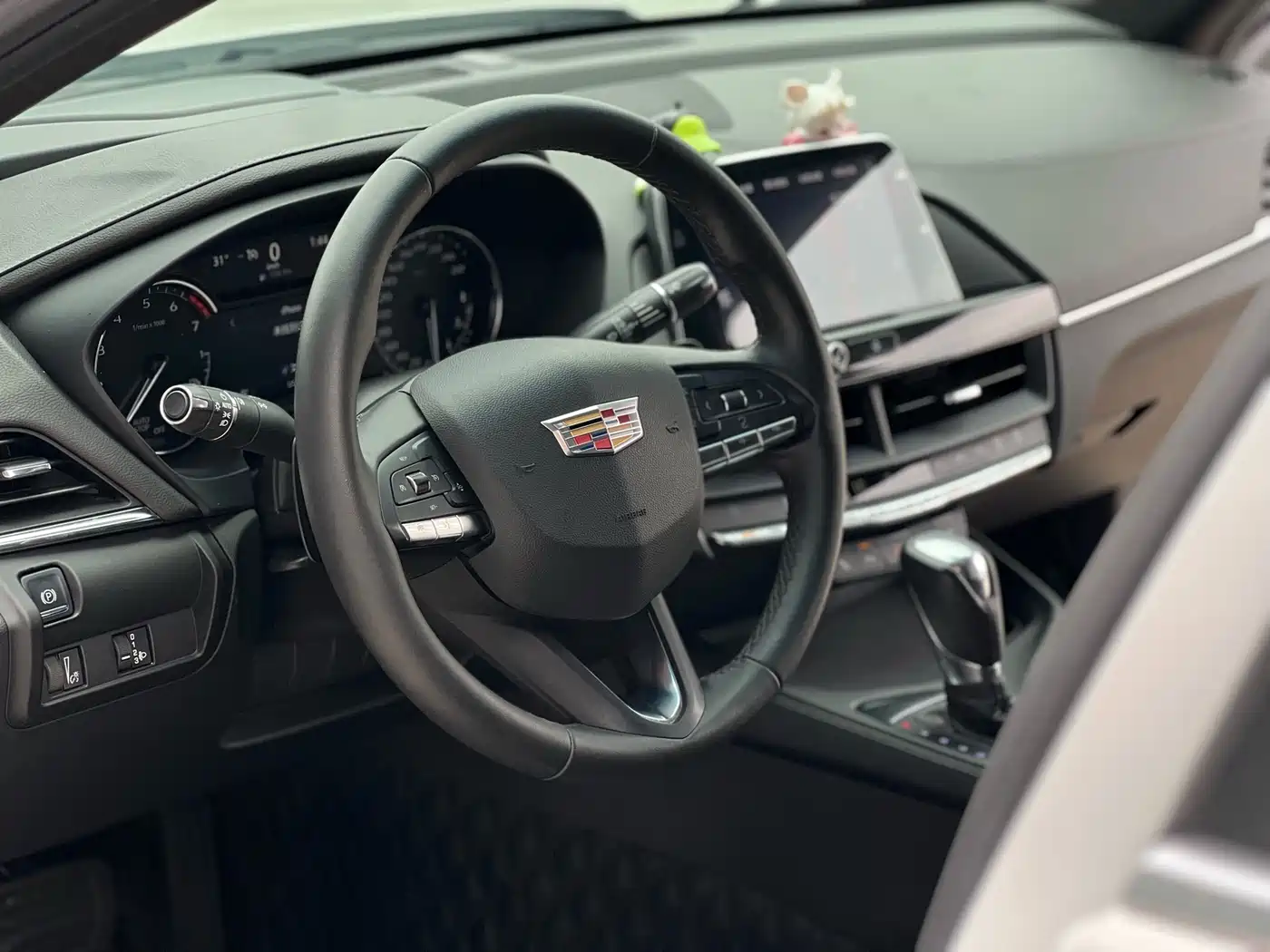 CADILLAC CT4