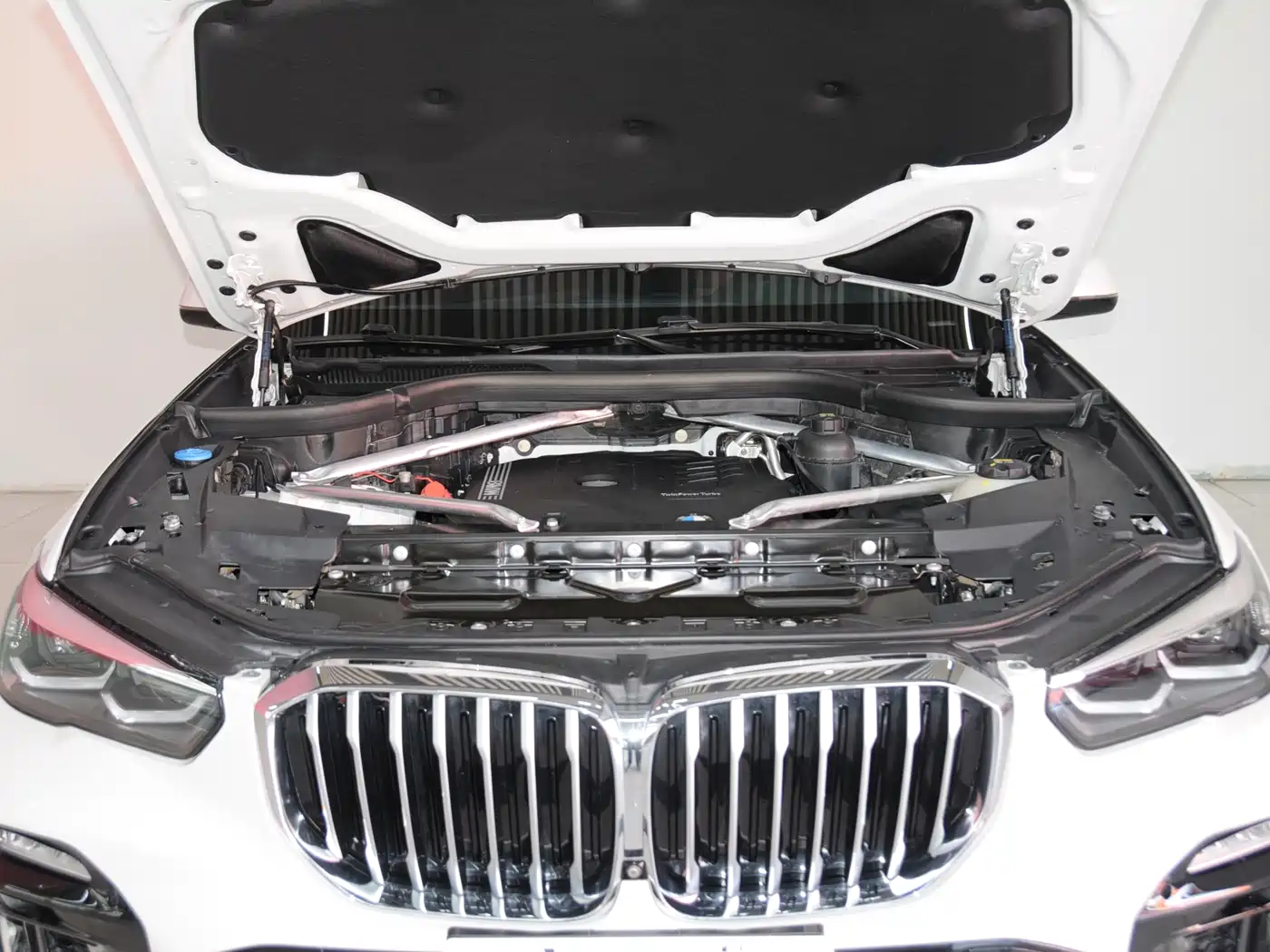 BMW X5 (Import) 2019 xDrive30i M Sport Package фото 6