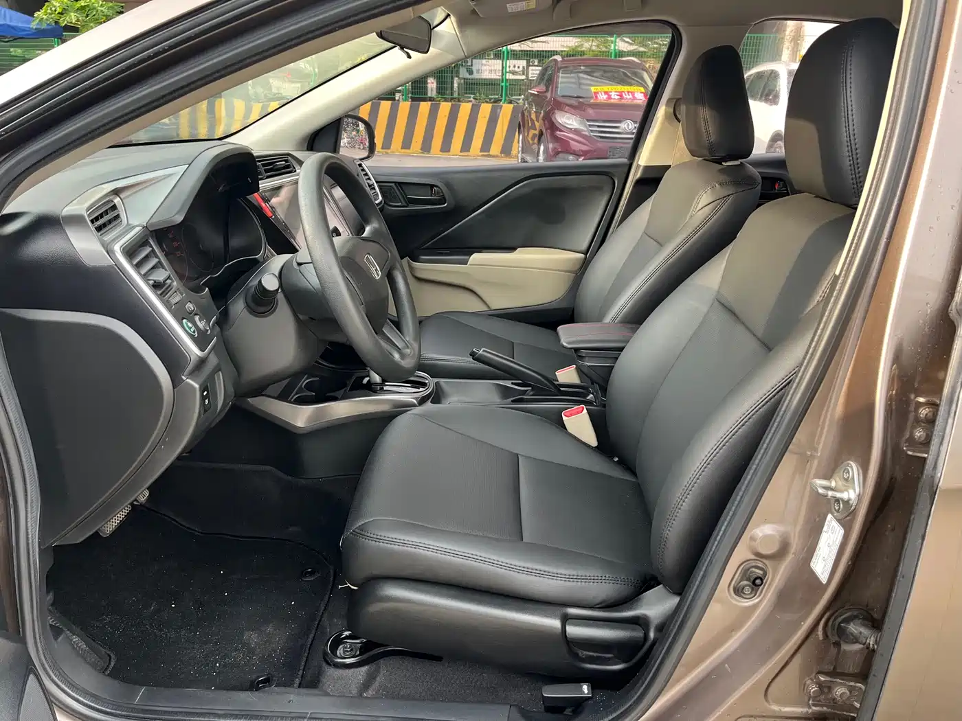 Honda Greiz 2017 2016 1.5L CVT Classic Edition