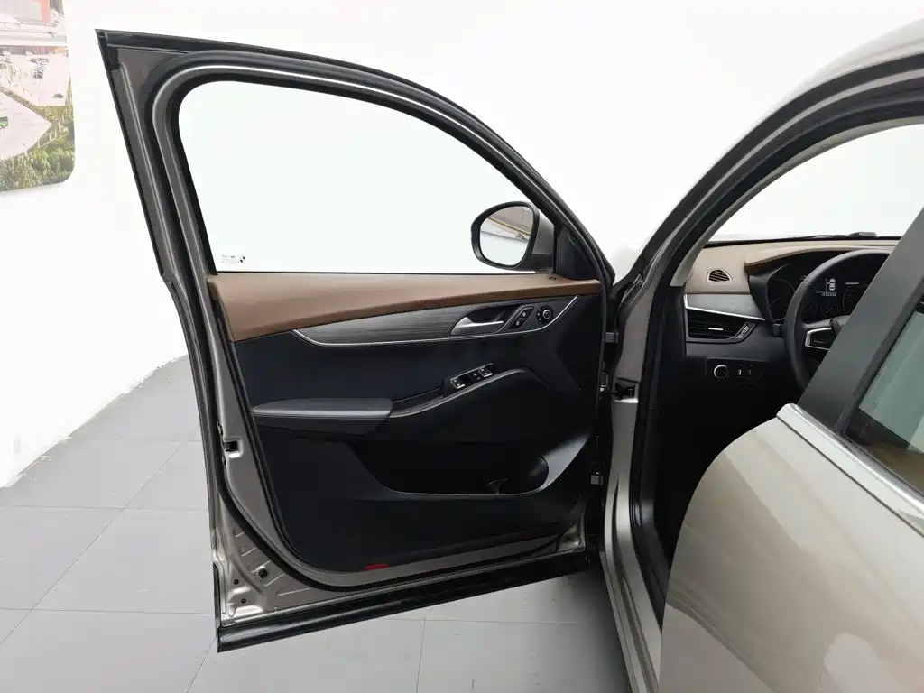 Borgward BX5, миниатюра 8