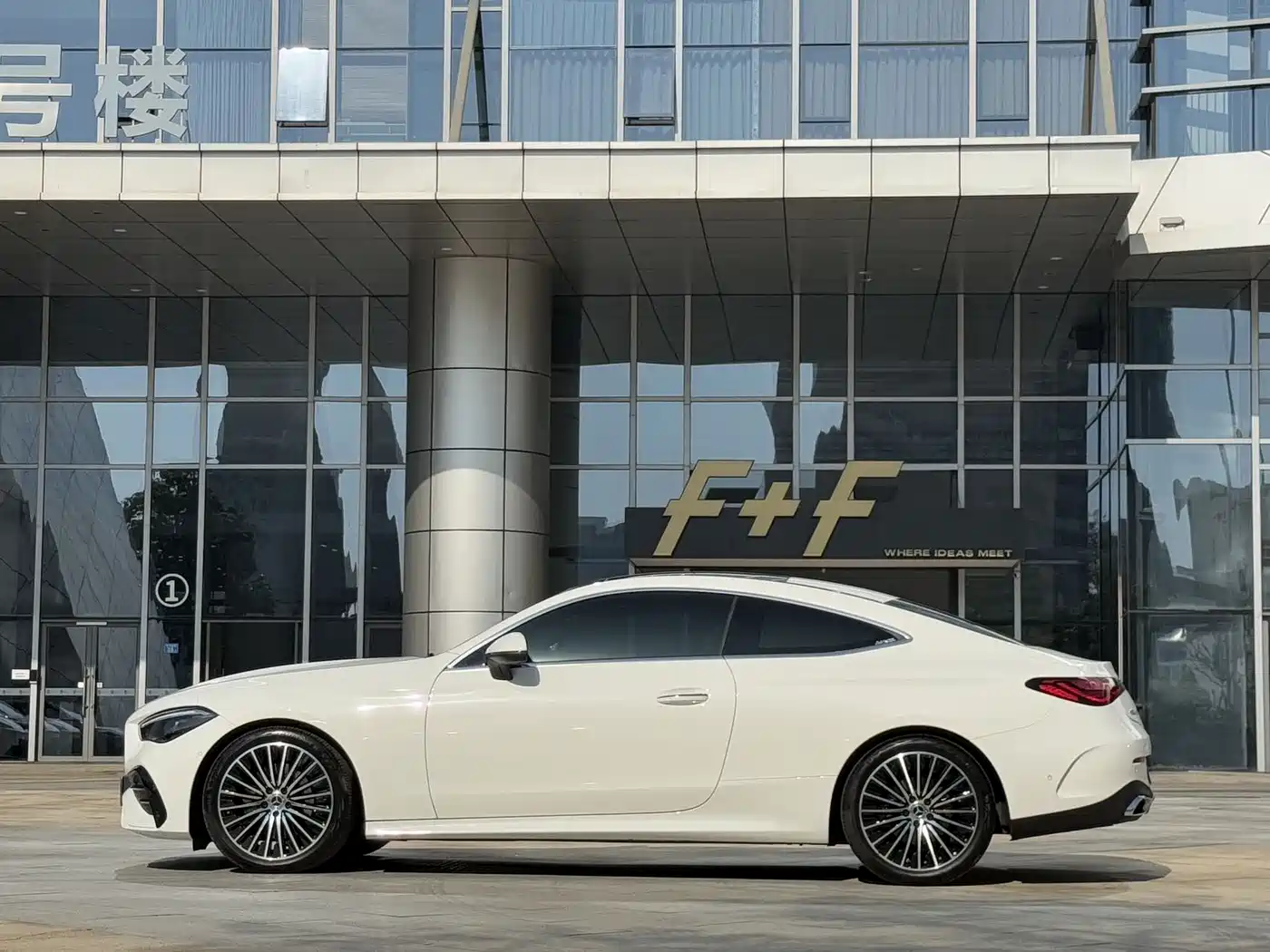 Mercedes-Benz CLE 2025 CLE 300 4MATIC Sport Coupe фото 15