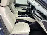 Фото 14 - Audi Q6