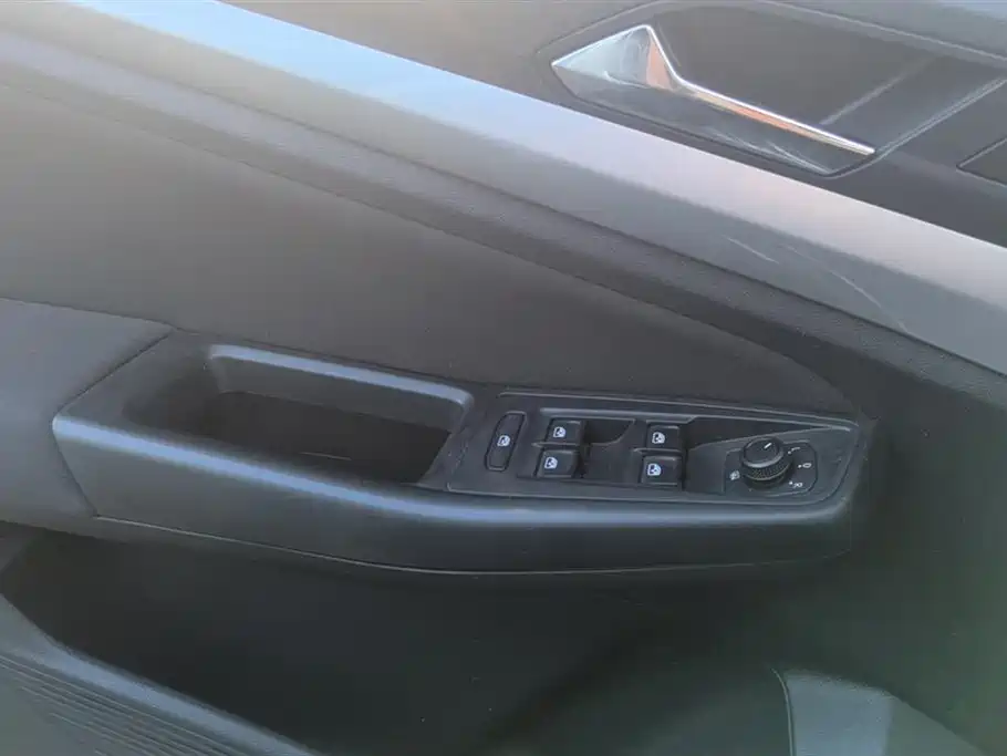 Volkswagen Bora 2020 1.5L Automatic Comfort фото 7