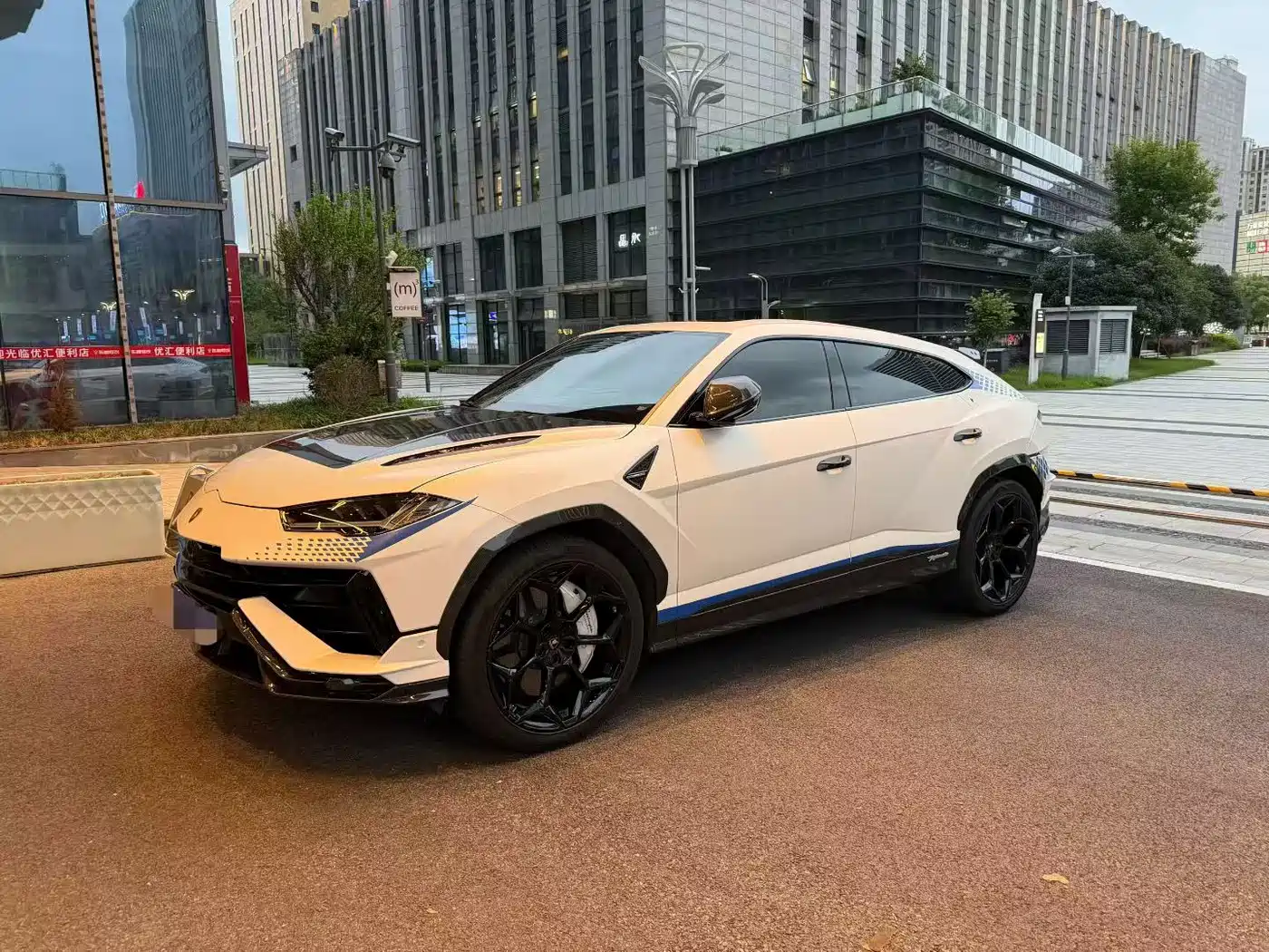 Lamborghini Urus 2019 2018 4.0T V8